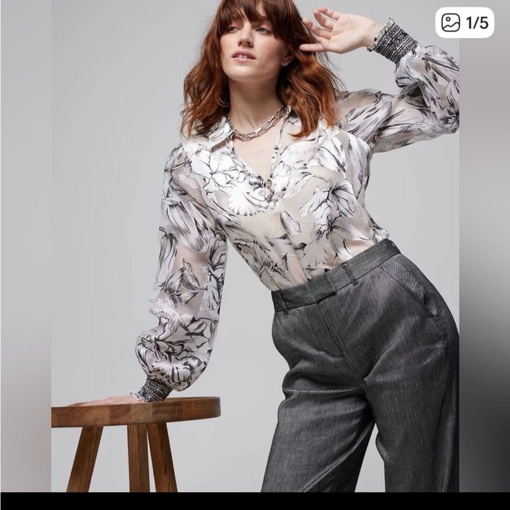 White House Black Market Silk Blend Organza Long sleeve Blouse Top